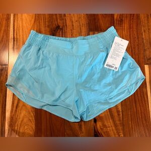 Hotty Hot HR Short 2.5” Lululemon Athletica NWT Cyan Blue